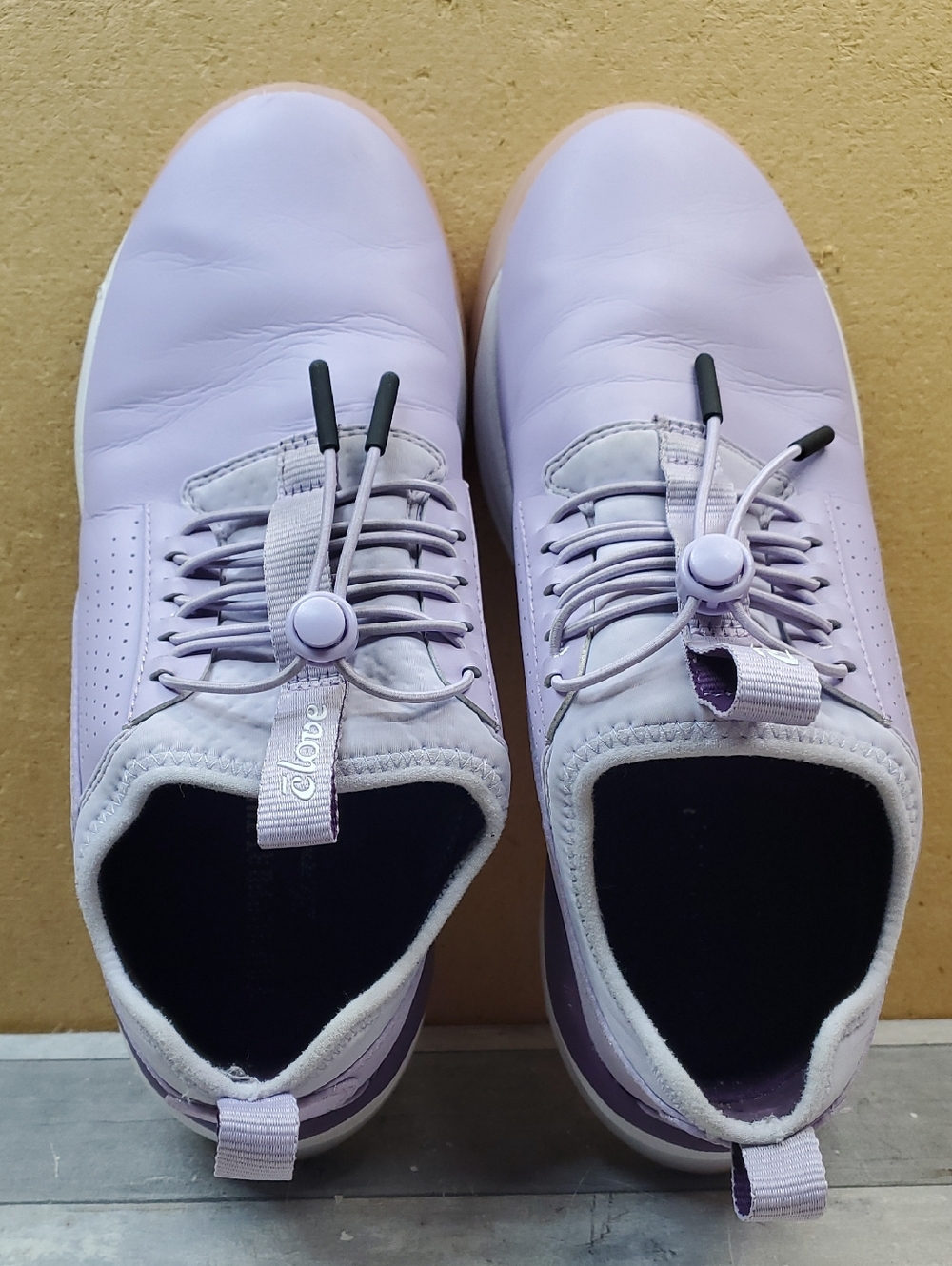 Clove Lavender Casual Sneakers with Toggle Laces Size W 8